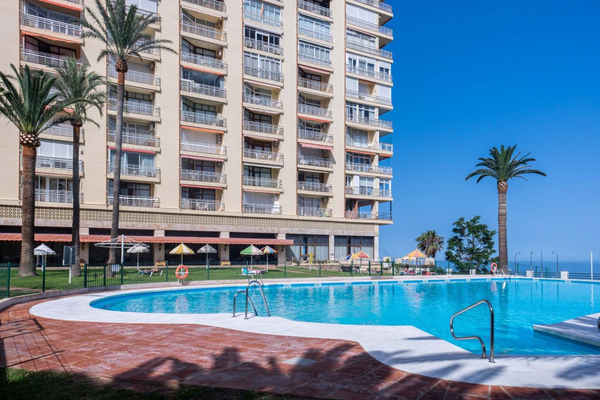 Fabuloso Apartamento Con Increibles Vistas Al Mar توريمولينوس المظهر الخارجي الصورة